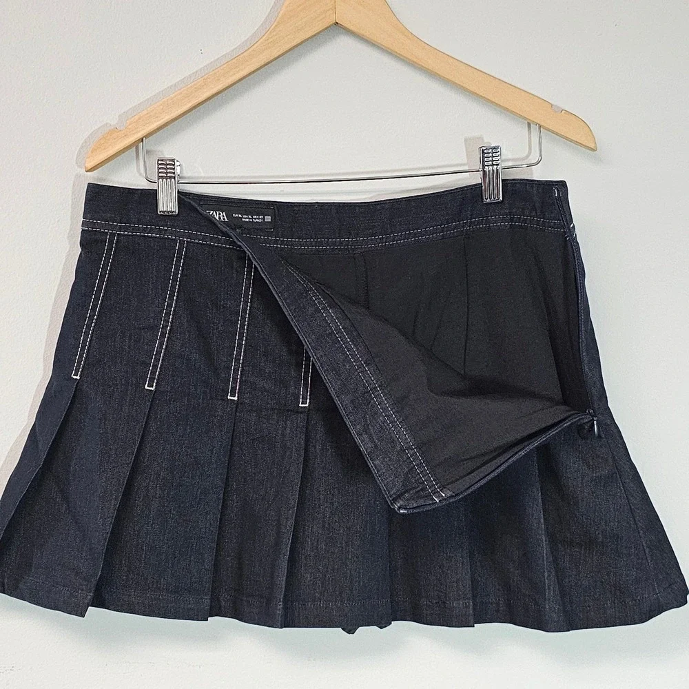 Zara pleated denim